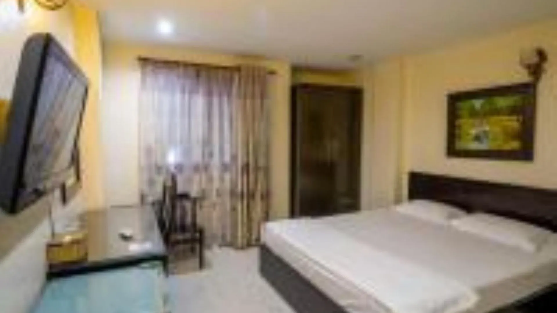 Cat Tuong Hotel Ho Chi Minh City 0*,  Vietnam
